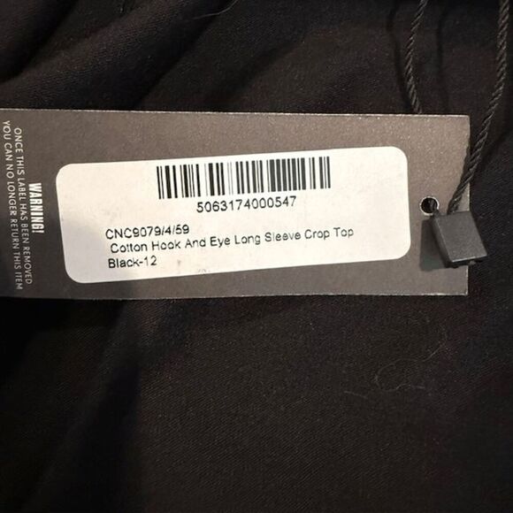 NWT Pretty Little Think Hook and Eye Long Sleeve Crop Top Black Size Medium - Picture 7 of 13